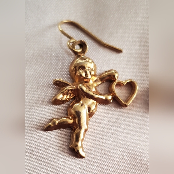 Vintage Cupid Earrings goldtone, 1" long - Picture 3 of 6